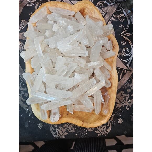 1lb Natural Clear Quartz Crystal Points Original Stones Brazil - Picture 2 of 15